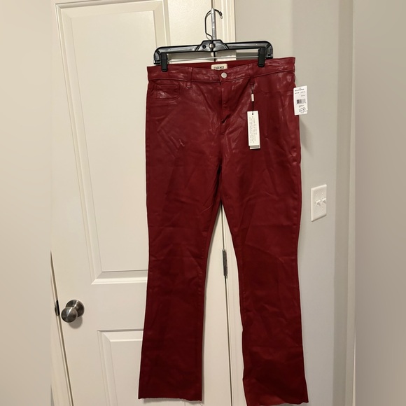 ❤️ HOST PICK ❤️ L’Agence Ruth High Rise Straight Jeans NWT 34 - Picture 5 of 10